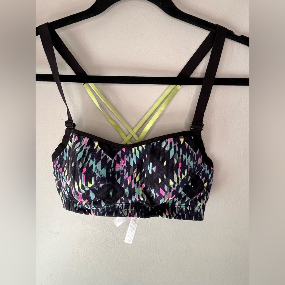 Victoria's Secret VSX Sport Strappy Back Sports Bra Black w Multicolor Size 32C